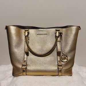 Bedford Legacy Large Pebbled Leather Tote Bag